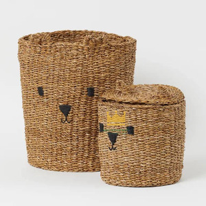 Cestas de Almacenamiento de Mimbre con Bordado de Cara de Oso para Organizar Juguetes Infantiles, Tamaño Mediano, Diseño con Asa - Product Image 1