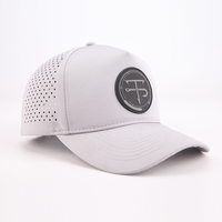 Patch en caoutchouc personnalisé à 5 panneaux perforé au laser Casquette de baseball perforée Casquette de sport imperméable Casquette de camionneur Casquettes de baseball