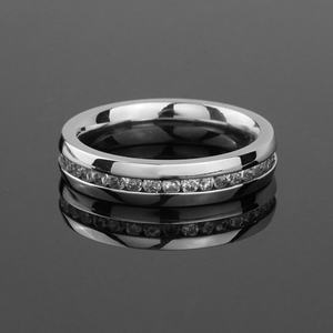 Anillos de Moda de Acero Inoxidable Estilo Japonés y Coreano, con Dos Filas de Diamantes Incrustados, Superficies Curvas Exteriores, Anillos Personalizados - Product Image 3