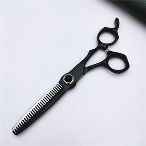 กรรไกรตัดผมคุณภาพสูง Ki ขนาด 6.0 นิ้ว กรรไกรซอยผม สแตนเลส ใบมีดคม สำหรับคนถนัดขวา ด้ามจับขนาดกลาง - Product Image 5