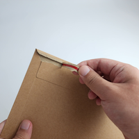 Enveloppe d'emballage en papier pour expédition et livraison avec logo personnalisé, sac postal d'expédition en papier recyclable personnalisé vente en gros