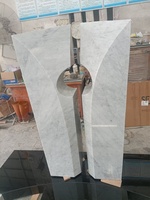 Monument funéraire de style européen en granit noir naturel et marbre blanc pour cimetière commémoratif