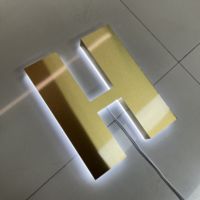 Papan Huruf Saluran Emas Custom dengan Lampu Latar untuk Salon Kecantikan SPA Studio Kuku Bersertifikat CE RoHS SGS OEM ODM Baja Tahan Karat
