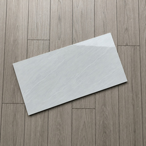 Carreaux de porcelaine brillants effet marbre 300x600mm, directement de l'usine, pour murs de salle de bain et sols de cuisine, Carreaux de <span class=keywords><strong>Sol</strong></span> 30x60 - Product Image 1