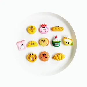 최고 판매자 2024 미니 공예 Kawaii 손으로 만든 홈 장식 액세서리 음식 카보 숑 폴리머 클레이 조각