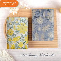 Carnet A5 vintage en tissu brodé marguerites, couverture rigide, 200 pages, pages lignées à ouverture plate, journal personnalisable, papeterie cadeau pour femme