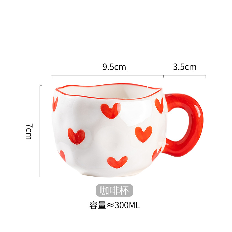 Taza roja con forma de corazón y mano - 301-400ml