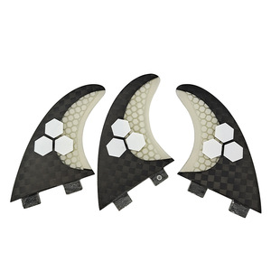 Aletas de surf UPSURF G5 de doble pestaña, de fibra de carbono con diseño de panal de abeja. - Product Image 1