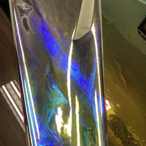 Película de Celofán Transparente Iridiscente Dicroica Angelina, para Envolver Flores o Dulces, Decoración de Empaques - Product Image 3