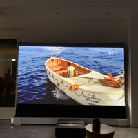 Projecteur de cinéma maison laser UHD 8K 16:9 motorisé sur pied, avec écran de 100'' à 98% de rejet de lumière ambiante