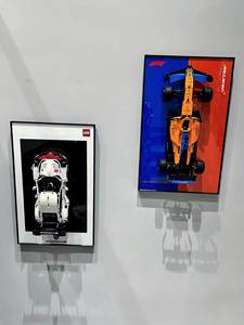Marco de Exhibición para Bloques de Construcción de Coches de Carreras <span class=keywords><strong>LEGO</strong></span> 42207 <span class=keywords><strong>Ferrari</strong></span> F1, Soporte de Exhibición de Modelo de Coche de Fórmula 1, Aleación de Aluminio Obsidiana - Product Image 3