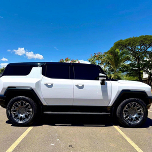 GMC HUMMER EV 3X SUV 2024 Diesel Turbo Automatique Sièges en Cuir Toit Ouvrant - Product Image 1
