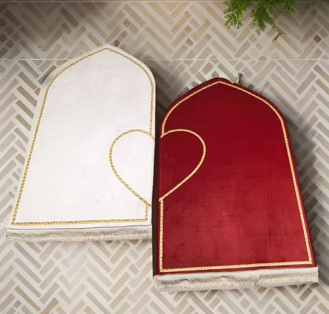 ihvan online, Lot de 2 tapis de prière musulmane pour couple – Tapis de prière doux pour homme et femme – Motif cœur – Cadeau islamique pour le Ramadan, l'Aïd, la Saint-Valentin