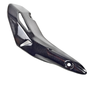 OEM 3K 100% Fibre de carbone sèche, capot d'échappement de moto pour <span class=keywords><strong>Kawasaki</strong></span> Z900 2019-2025, fibre de carbone, articles en stock ou en gros - Product Image 1