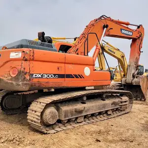 Được Sử Dụng Ban Đầu Hàn Quốc Doosan DX300 Máy Xúc