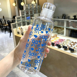 แก้วน้ำดีไซน์โบว์แบบขายส่ง 500 มล. ทนความร้อน พกพาสะดวก เหมาะสำหรับการตั้งแคมป์กลางแจ้ง แก้วพลาสติกแข็ง - Product Image 5