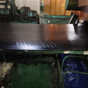 Profesyonel taşıma malzemesi <span class=keywords><strong>V</strong></span> şekilli desenli balıksırtı kauçuk <span class=keywords><strong>Conveyor</strong></span> ağır sanayi için konveyör bant - Product Image 4