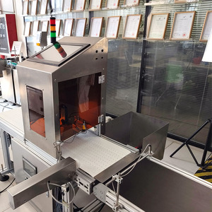 Système d'inspection visuelle OCR haute vitesse avec rejet automatique pour emballages en sachets et cartons |   Détecteur <span class=keywords><strong>de</strong></span> défauts d'impression <span class=keywords><strong>de</strong></span> codes <span class=keywords><strong>de</strong></span> date et <span class=keywords><strong>de</strong></span> numéros <span class=keywords><strong>de</strong></span> lot CE - Product Image 5