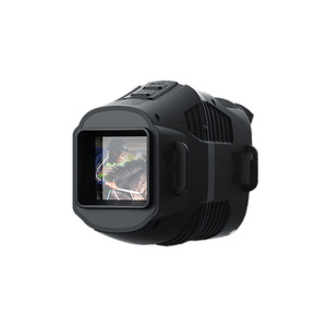 Monoculaire de vision nocturne avec écran de 2,4 pouces, zoom optique 10x, caméra de chasse portable avec prise en charge de la carte MicroSD - Product Image 1