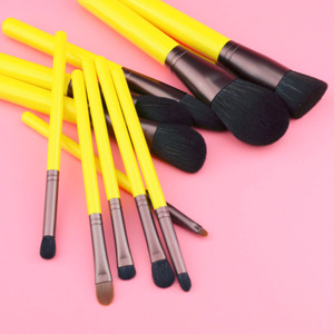 11 Uds. De pelo sintético vegano de lujo, virola de aluminio de madera, juego de brochas cosméticas de pato amarillo, herramientas de maquillaje de belleza - Product Image 6