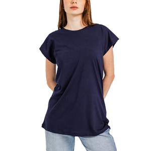 T-shirt minimaliste pour femme en coton 100% écologique, respirant, à séchage rapide, sans logo, finition soignée, tons neutres - Product Image 1