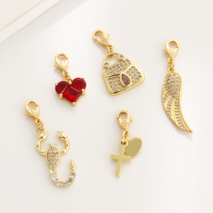 Perhiasan tembaga DIY kualitas tinggi klip berlapis pada kepangan sayap malaikat hati bunga jimat zirkon untuk membuat gelang dan kalung