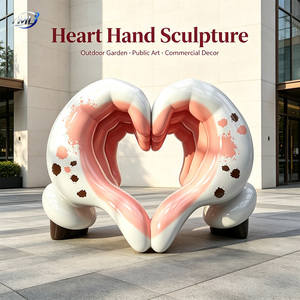 Escultura de Resina en Forma de Corazón, Arte Público para Jardín Exterior, Decoración Comercial, Estatua con Temática Personalizada - Product Image 1