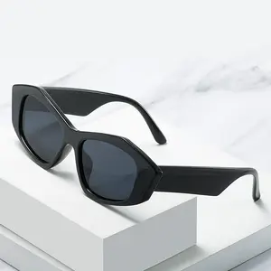 EUGENIA nouveautés lunettes de soleil personnalisé hommes femmes dames noir PC cadre lunettes de soleil concepteur UV400 nuances mode lunettes de soleil 2021