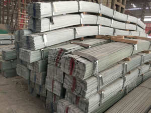 Venta caliente-Buen Precio Alta resistencia 2mm 6mm 10mm 12mm 15mm Hoja de acero laminado en caliente Barra plana - Product Image 2