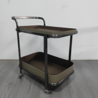Chariot de rangement double couche Table basse moderne contemporaine Table d'appoint canapé-lit en cuir pour le salon de luxe