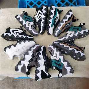 Премиум Смешанная Экономия Обувь тюки 2-я ручная фирменная обувь тюки оптом б/у кроссовки б/у - Product Image 5