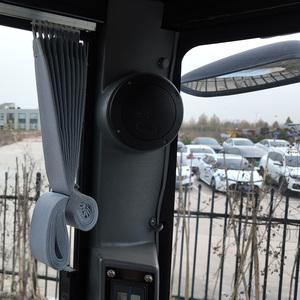 Mini-excavatrice de 4 tonnes certifiée CE, prix direct d'usine, moteur diesel Kubota puissant, excavatrice à chenilles pour l'aménagement paysager agricole - Product Image 2