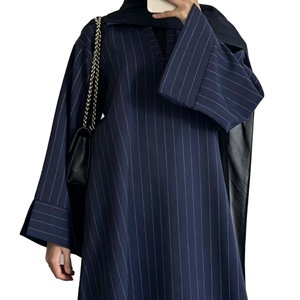 Abaya con Scollo a V in Viscosa con Strisce, Traspirante, Senza Cuciture, Antistatica, Abito da Sposa - Product Image 1
