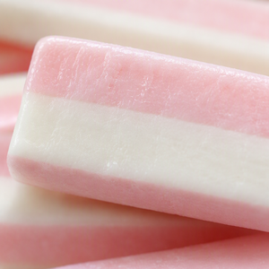 Caramelos Pastel Suaves y Masticables en Barra, en Bolsa a Granel, con Rayas Rosas y Blancas, Envueltos Individualmente, en Oferta - Product Image 4