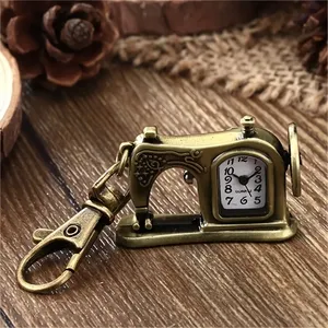 Bán hàng nóng máy may Hình dạng túi đồng hồ cổ điển đồng Keychain mới lạ thạch anh Đồng Hồ Xe Keychain Mặt dây chuyền