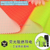 Tissu réfléchissant fluorescent 200D*10S en polyester et coton sergé, enduit FR, imperméable et résistant à l'huile, pour uniformes de travailleurs sanitaires et routiers