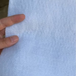 <span class=keywords><strong>Géotextile</strong></span> non tissé en polyester/PET pour filtration inversée, contrôle de la poussière, isolation thermique, prévention des infiltrations, pour décharges et tunnels - Product Image 4