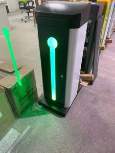 حاجز وقوف السيارات الأوتوماتيكي LED بوابة مع 2 وحدات تحكم عن بعد لحواجز المرور - Product Image 4