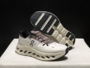 Nuove Scarpe <span class=keywords><strong>da</strong></span> Corsa 2026 On Cloudtilt Traspiranti Ultraleggere Ammortizzanti Leggere per Uomo e Donna - Product Image 3