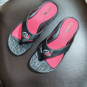 2345 Tongs légères écologiques de haute qualité pour hommes et femmes, printemps-été, en provenance de Thaïlande, best-seller - Product Image 3