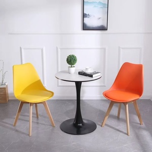 Silla de Comedor Moderna con Cojín, Carcasa de Plástico Blanco, Patas de Madera de Haya Maciza, <span class=keywords><strong>Sillas</strong></span> Tapizadas para Cocina y Restaurante - Product Image 2