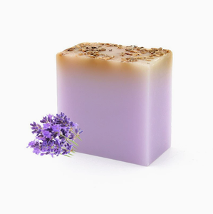 Savon artisanal hydratant et nettoyant LovSens Premium à l'huile essentielle de lavande et de pétales de rose - Product Image 6
