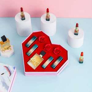 Coffrets cadeaux de luxe en forme de coeur à réduction tarifaire pour les cadeaux d'anniversaire de la Saint-Valentin - Product Image 2