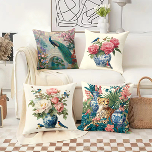 Elegantes almohadas decorativas con diseños artísticos vibrantes de pavo rey, flores y guepardos. - Product Image 2