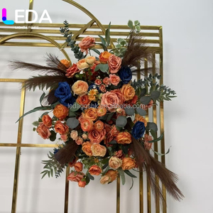 Centro de Mesa Floral Decorativo LEDA Personalizado para Bodas y Eventos, Bola de Flores Color Naranja Quemado - Product Image 4