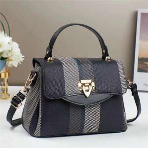 Sacs fourre-tout pour femmes, nouvelle conception, mode 2024, toutes saisons, cuir PU, fermeture éclair, poignée unique - Product Image 3