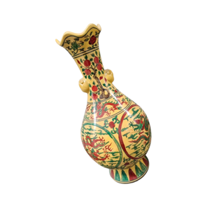 Vase artistique chinois Wucai <span class=keywords><strong>de</strong></span> Jingdezhen avec bouche en forme <span class=keywords><strong>de</strong></span> fleur <span class=keywords><strong>et</strong></span> poignées en forme <span class=keywords><strong>de</strong></span> bête – Décoration d'intérieur orientale audacieuse - Product Image 2