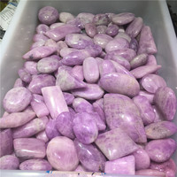 Vente en gros de pierre de guérison en Kunzite polie en cristal naturel