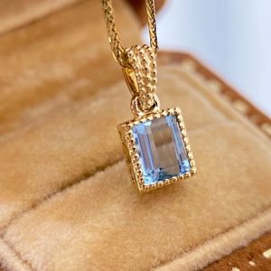 Pendentif personnalisé en pierre précieuse naturelle aigue-marine 0,6 ct en or 18 carats de la marque de bijoux de luxe Xinfly - Product Image 5