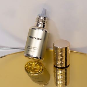 Pegamento para Extensión de Pestañas de Secado Rápido, Sin Látex, Personalizado al por Mayor de Pinky Leem, Adhesivo para Extensión de Pestañas, Pegamento para Pestañas Sensibles - Product Image 1